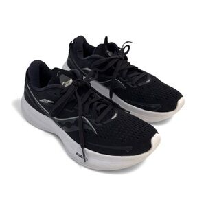 Women-Saucony Guide Running Sneakers in Blk‎ Sz 5.5